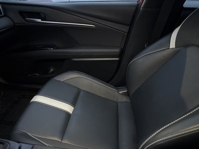 2025 Toyota Camry SE FWD