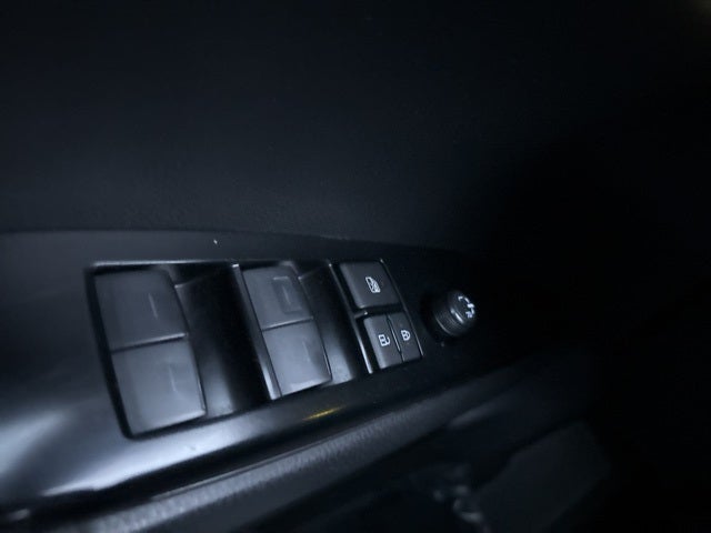 2025 Toyota Camry SE FWD