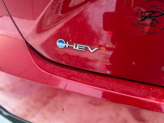 2025 Toyota Camry SE FWD