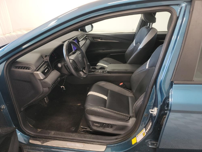 2025 Toyota Camry SE FWD