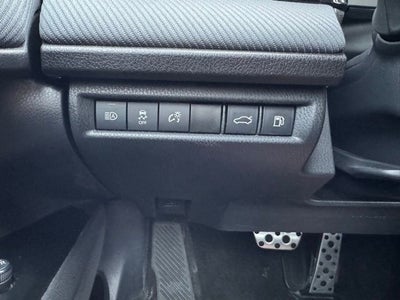 2025 Toyota Camry SE FWD