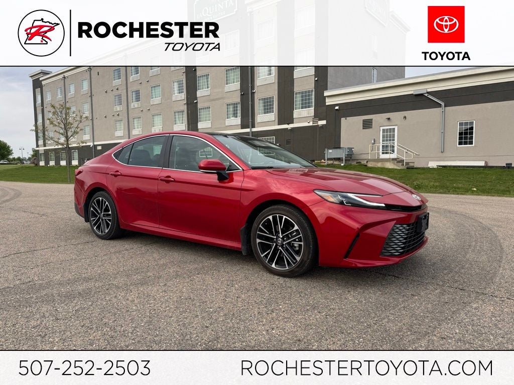 2025 Toyota Camry XLE FWD