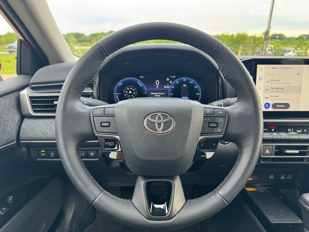 2025 Toyota Camry XLE FWD