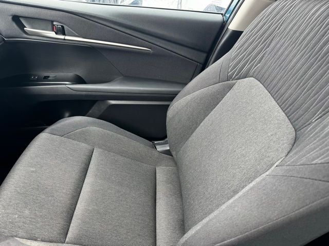 2025 Toyota Camry LE FWD