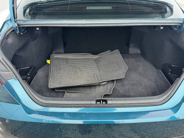 2025 Toyota Camry LE FWD