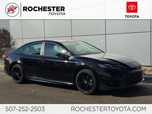 2025 Toyota Camry SE FWD