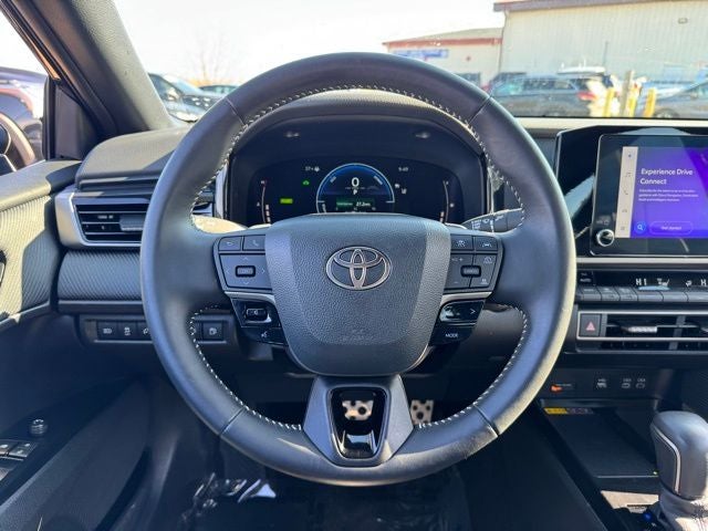 2025 Toyota Camry SE FWD