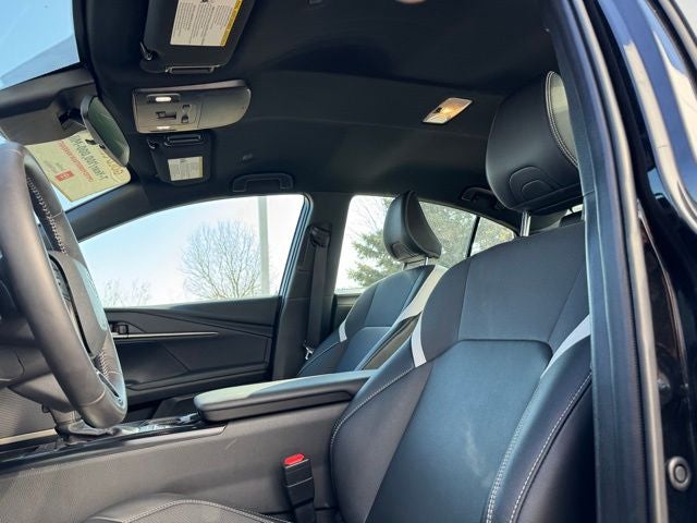 2025 Toyota Camry SE FWD