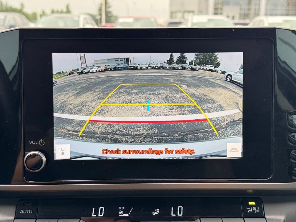 2025 Toyota Camry LE FWD
