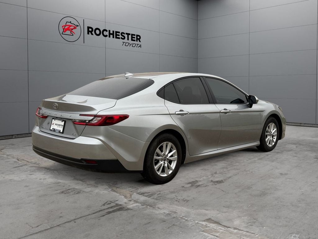 2025 Toyota Camry LE FWD