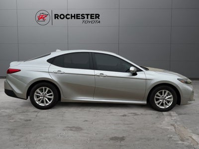 2025 Toyota Camry LE FWD