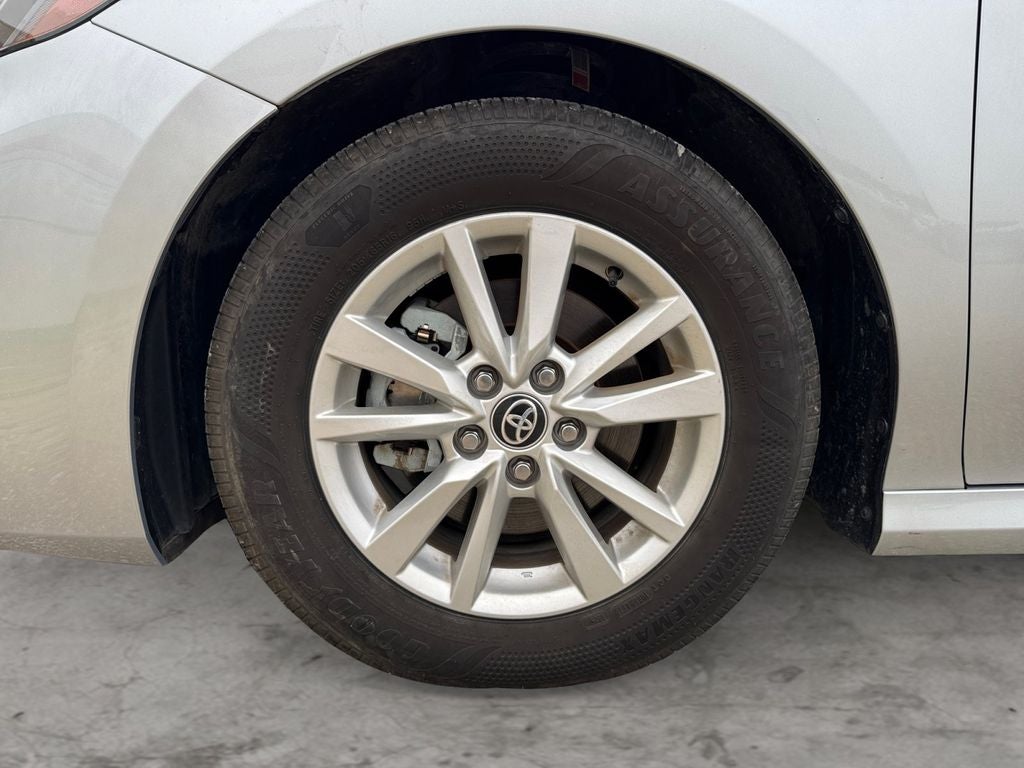 2025 Toyota Camry LE FWD