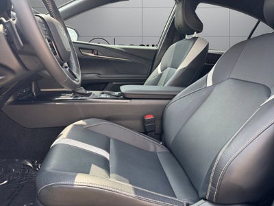 2025 Toyota Camry SE FWD
