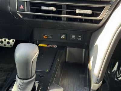 2025 Toyota Camry SE AWD