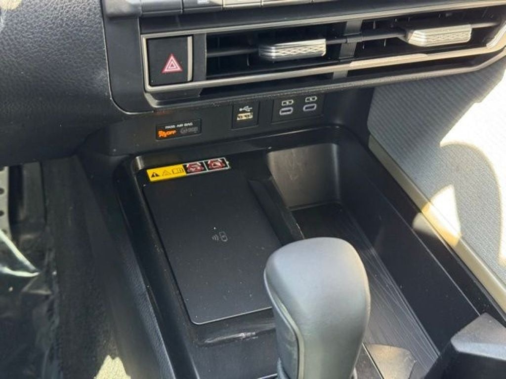 2025 Toyota Camry SE AWD