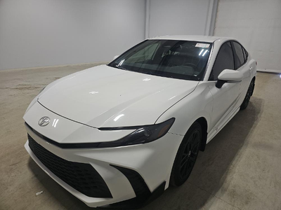 2025 Toyota Camry SE AWD