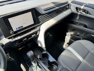 2025 Toyota Camry SE AWD