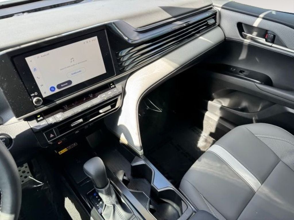2025 Toyota Camry SE AWD