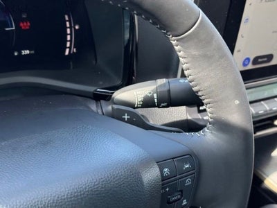 2025 Toyota Camry SE AWD