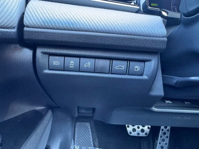 2025 Toyota Camry SE AWD