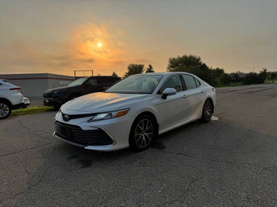 2024 Toyota Camry Hybrid XLE FWD
