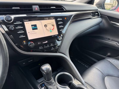 2020 Toyota Camry Hybrid XLE FWD