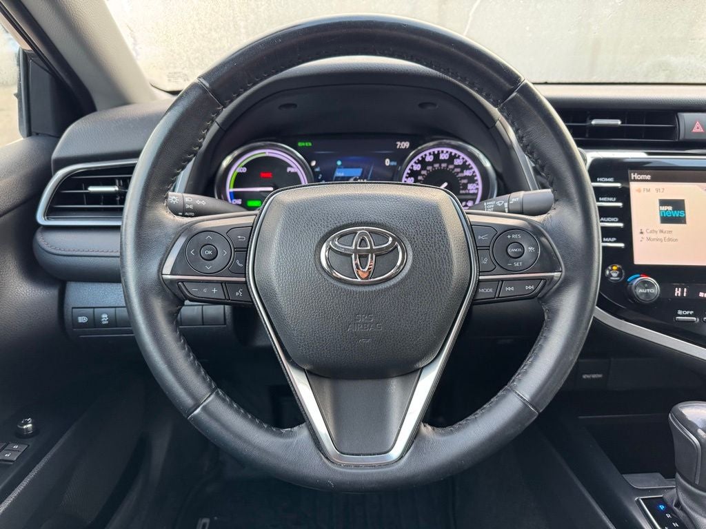 2020 Toyota Camry Hybrid XLE FWD