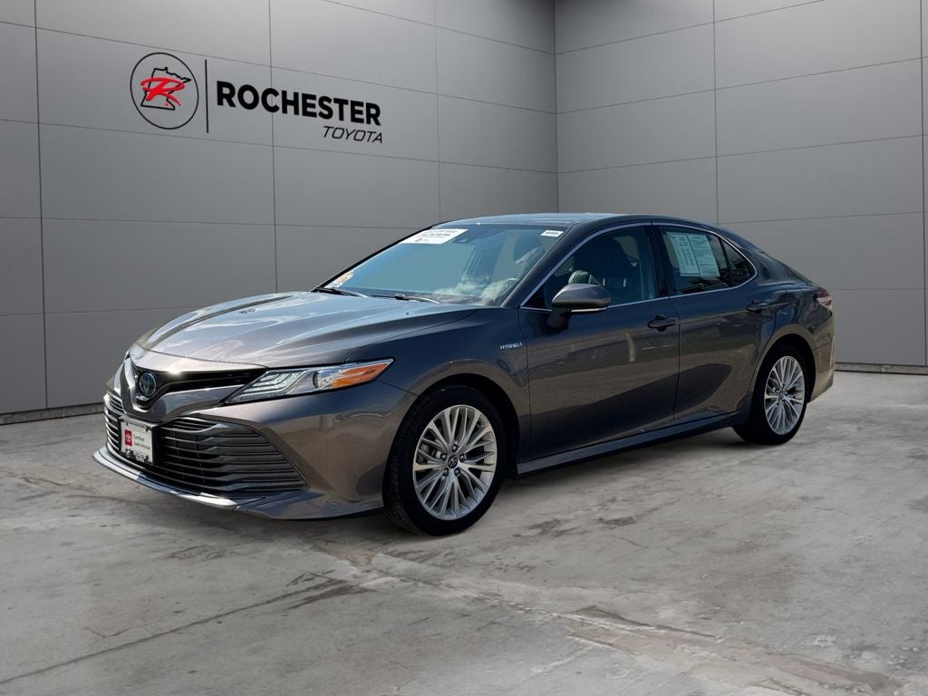 2020 Toyota Camry Hybrid XLE FWD