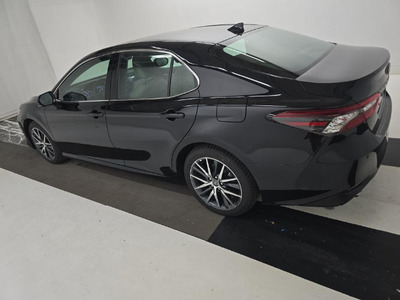 2024 Toyota Camry Hybrid XLE FWD