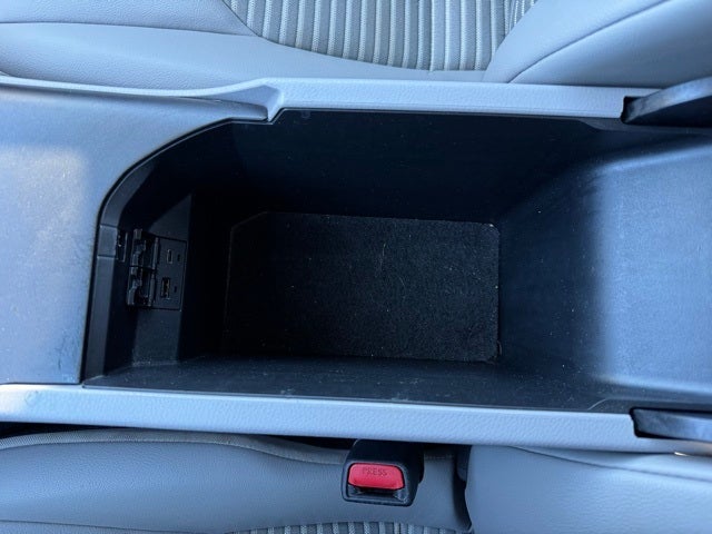 2021 Toyota Camry SE FWD