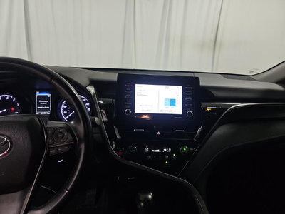 2022 Toyota Camry SE FWD