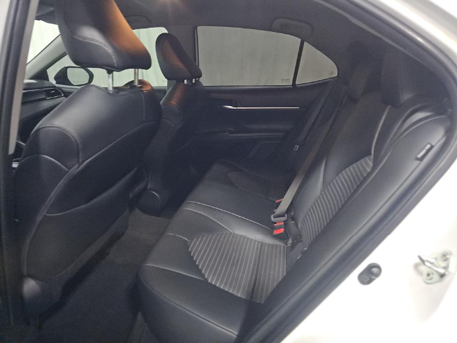 2022 Toyota Camry SE FWD