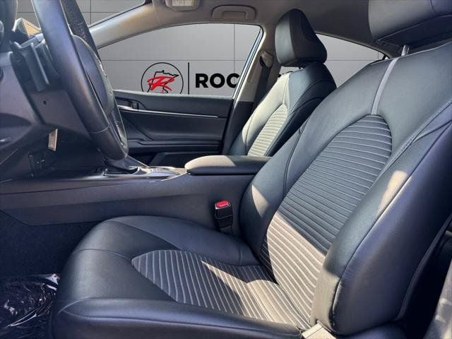 2023 Toyota Camry SE FWD