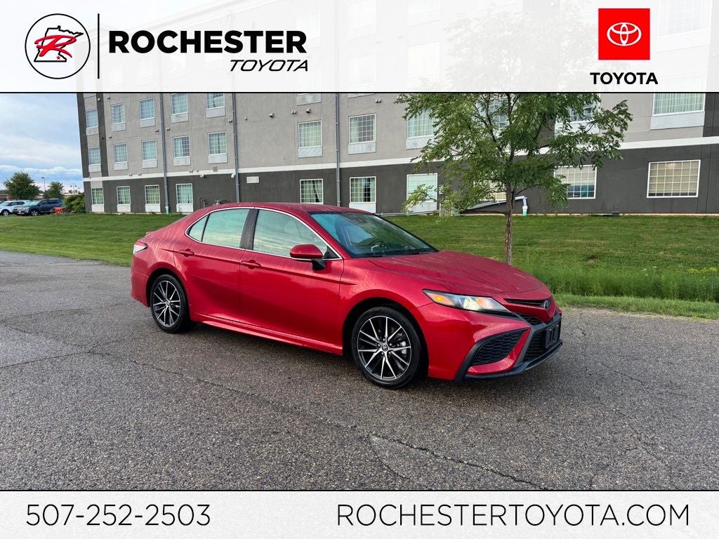2024 Toyota Camry SE FWD
