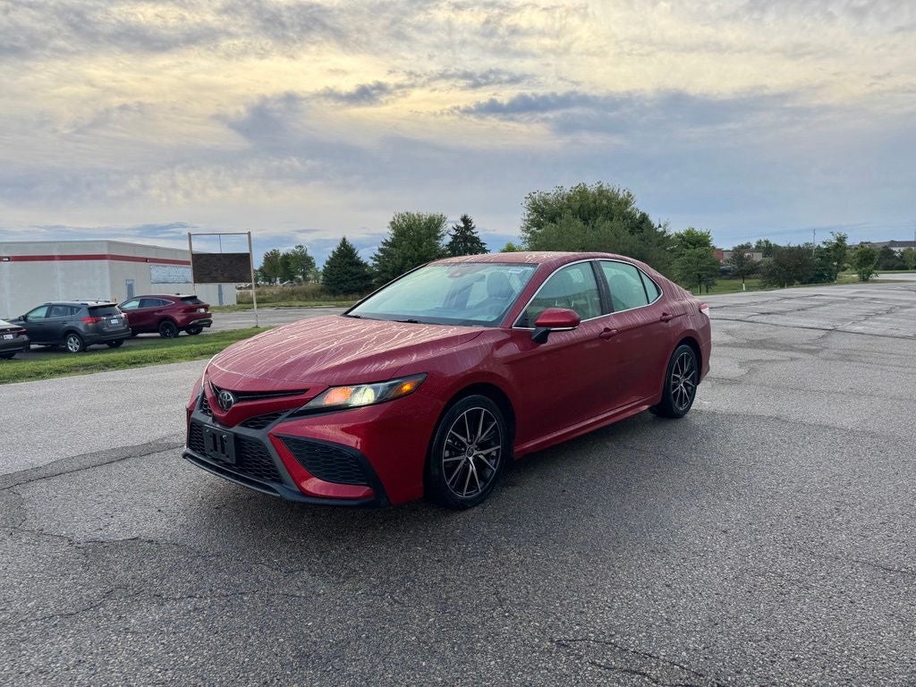 2024 Toyota Camry SE FWD