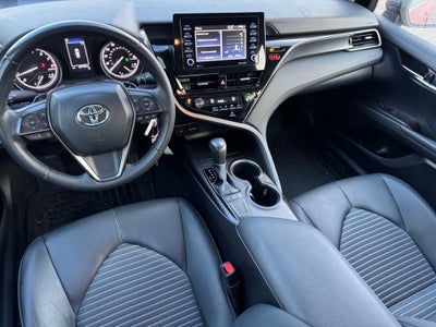 2024 Toyota Camry SE FWD