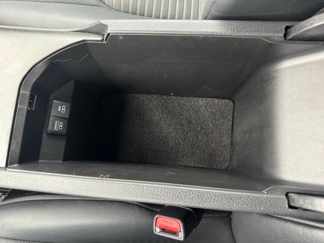 2021 Toyota Camry SE AWD