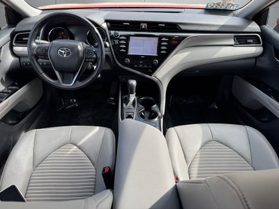2020 Toyota Camry SE AWD