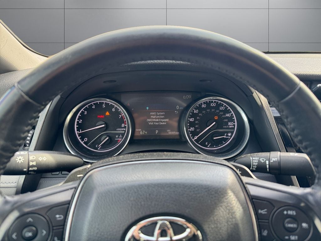 2020 Toyota Camry SE AWD