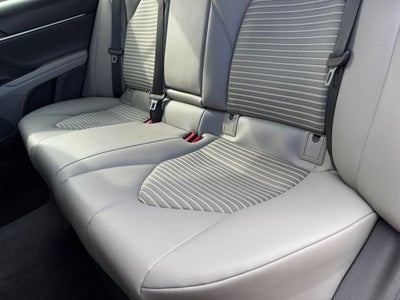 2020 Toyota Camry SE AWD