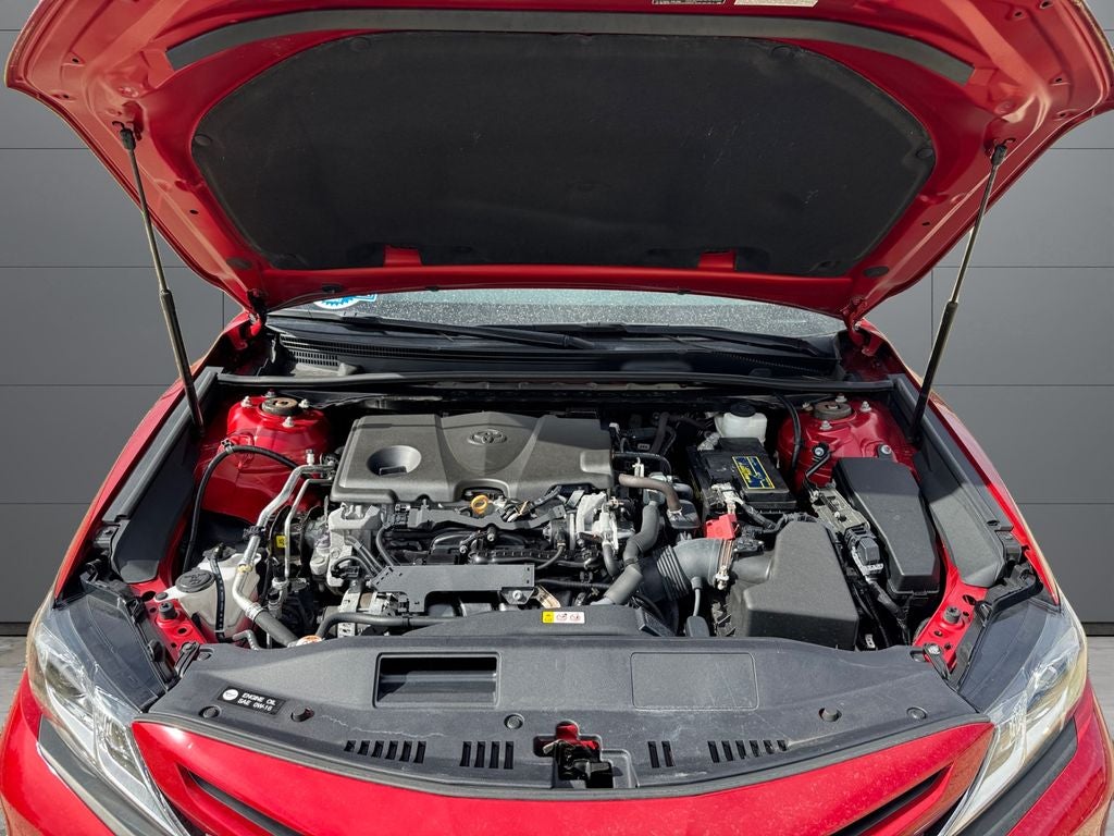 2020 Toyota Camry SE AWD