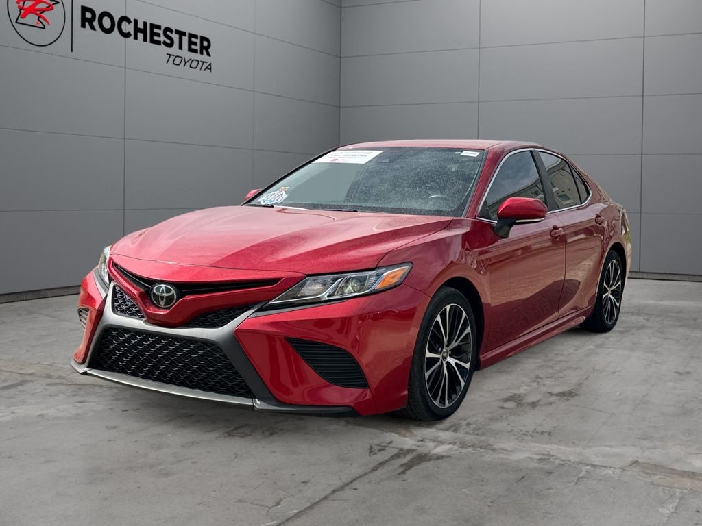 2020 Toyota Camry SE AWD