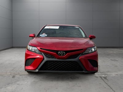 2020 Toyota Camry SE AWD