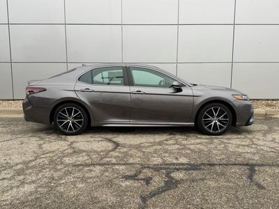 2023 Toyota Camry SE AWD
