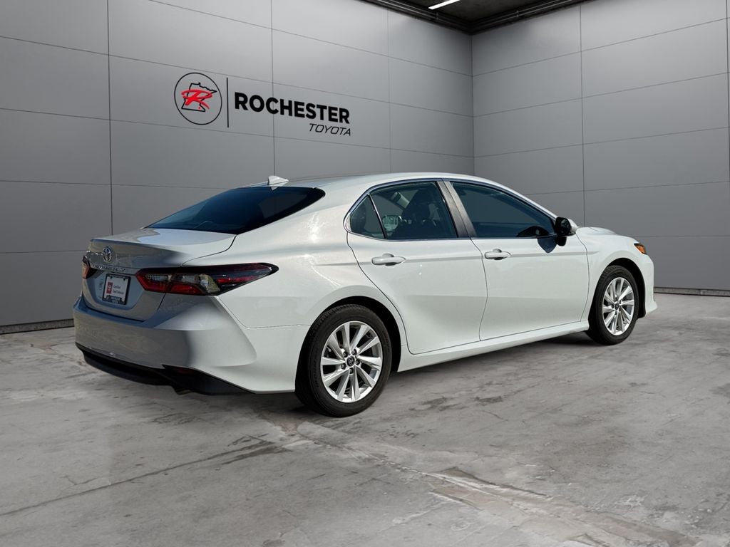 2024 Toyota Camry LE FWD
