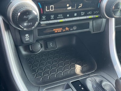 2020 Toyota RAV4 Hybrid XLE AWD