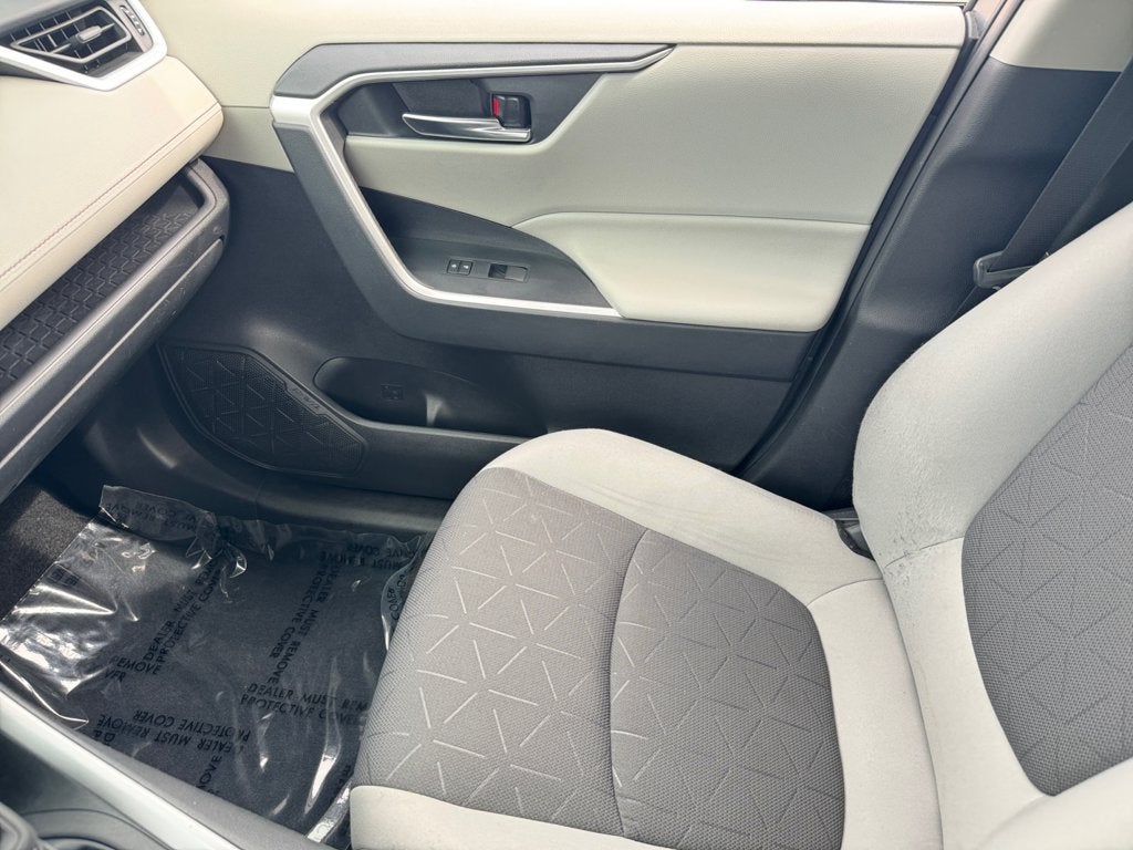 2021 Toyota RAV4 Hybrid XLE AWD