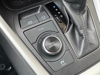 2025 Toyota RAV4 Hybrid XLE AWD