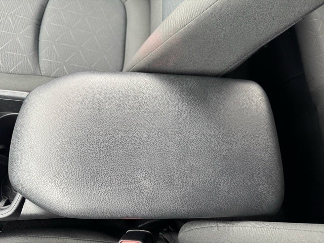 2025 Toyota RAV4 Hybrid XLE AWD