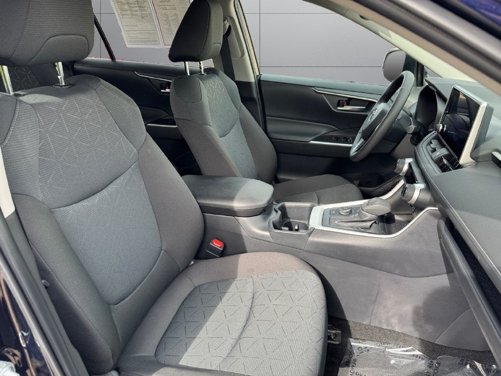 2025 Toyota RAV4 Hybrid XLE AWD